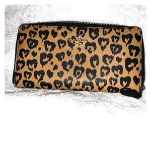 Coach accordion zip wallet